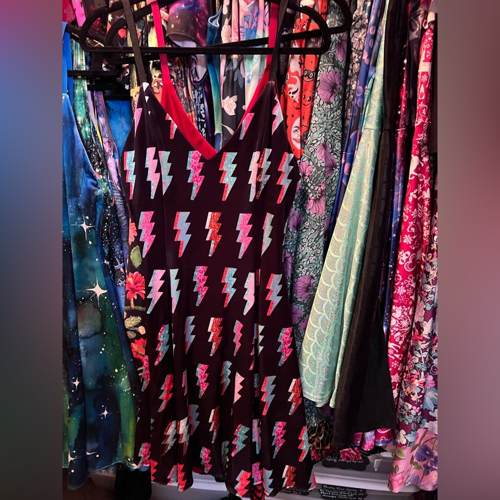 Blackmilk Ziggy Bowie Longline Strappy Dress with Colorful Lightning Bolts L NWT - Picture 2 of 3
